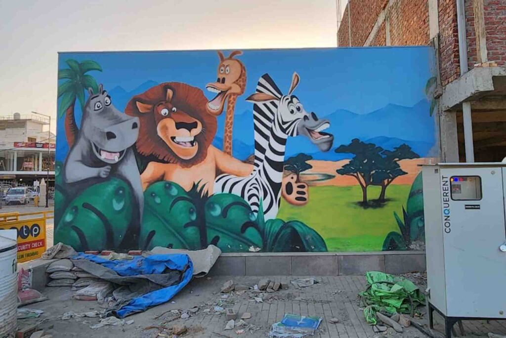 Best Graffiti Art in Delhi: Trending Street Art Styles for Modern Interior Walls | Artherwa | Madagascar characters street mural